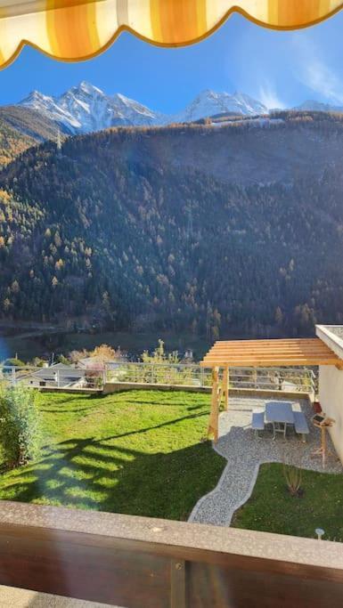 Retreat Solohike Lägenhet Mörel Exteriör bild